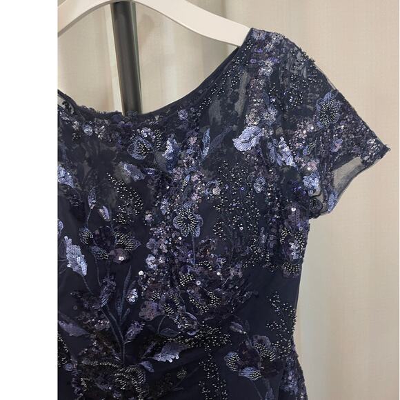 La Femme Short Beaded Lace Dress Illusion Top & Sleeves Plus Size 16 NWT Altered - Picture 4 of 14